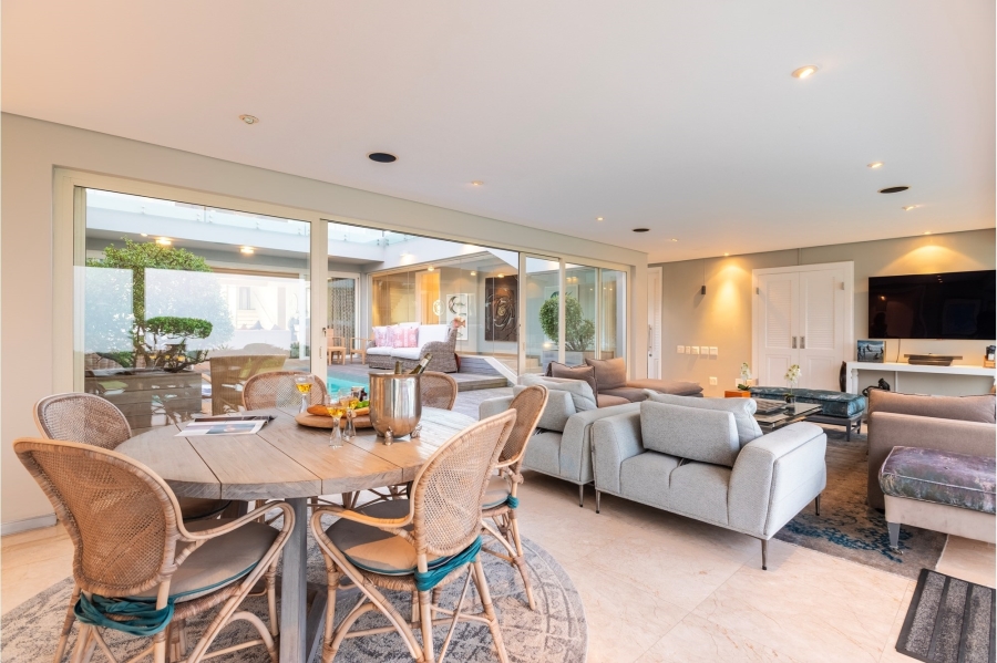 5 Bedroom Property for Sale in Whale Rock Beach Western Cape